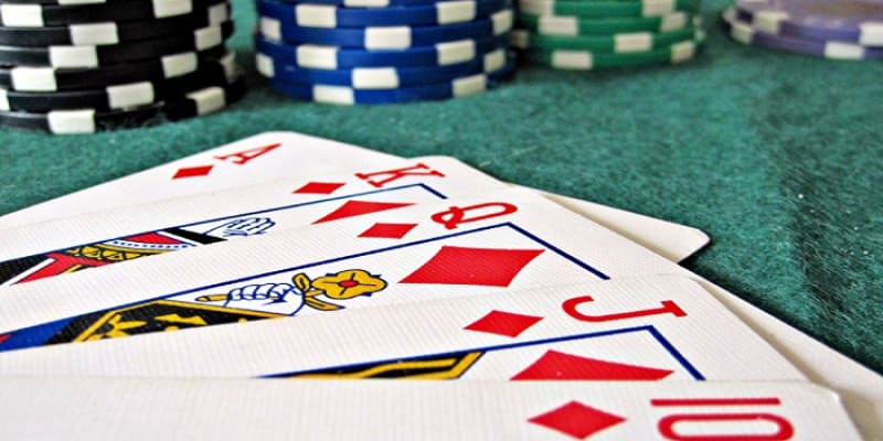 Cách chơi bài Poker 5 lá dễ dàng và hiệu quả cho người mới bắt đầu