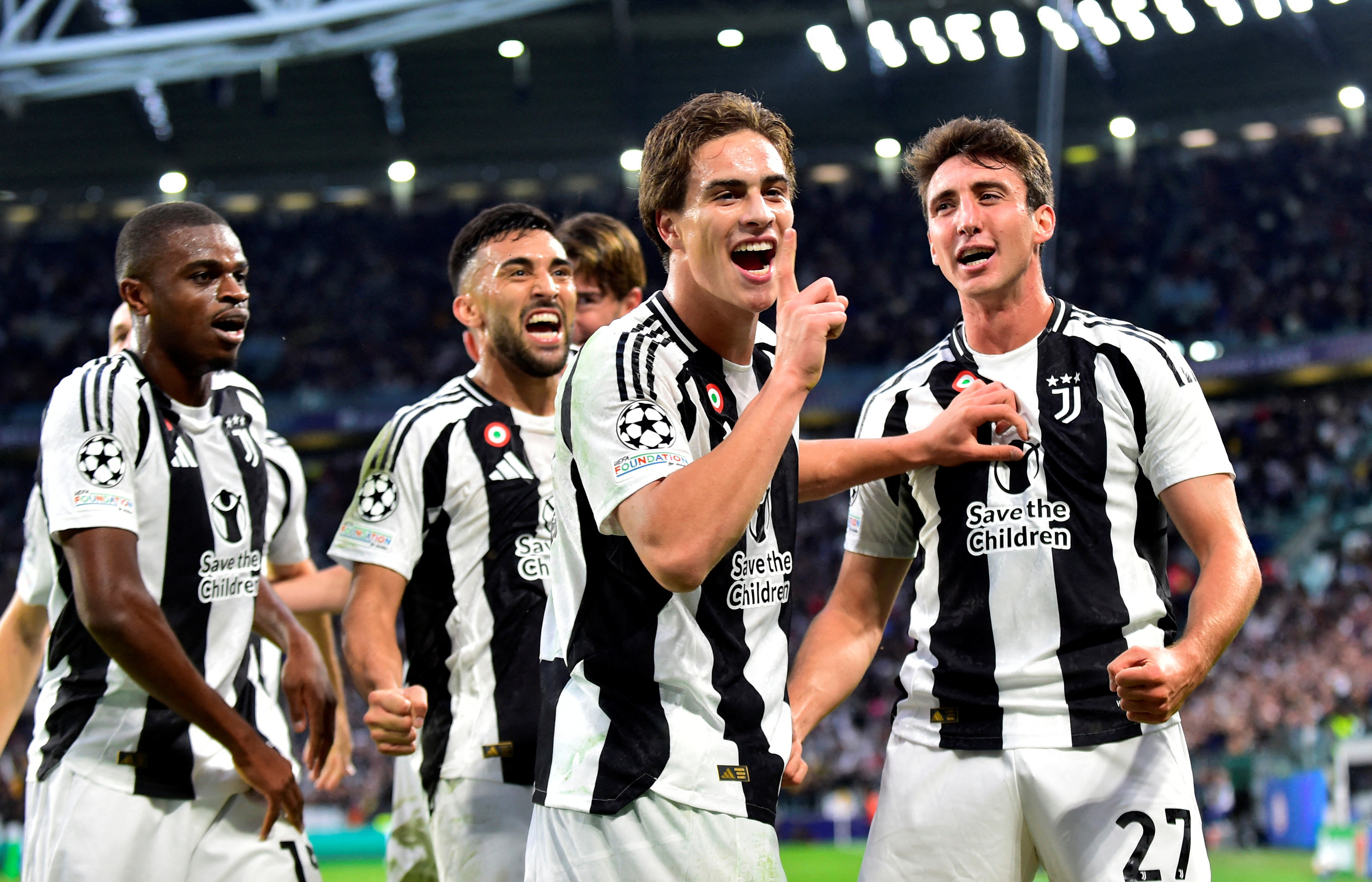 Lịch sử câu lạc bộ Juventus: Từ cầu thủ trẻ người Turin đến biểu tượng toàn cầu