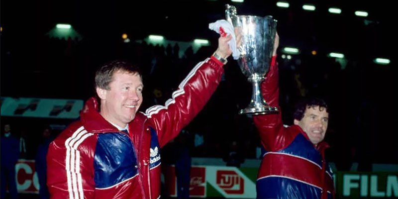 Alex Ferguson và giai đoạn đối đầu Arsenal