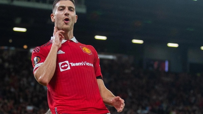 Diogo Dalot trong màu áo Manchester United
